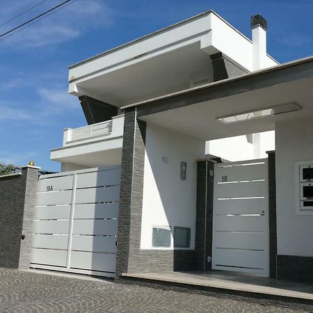 Sosta Rock Apartment Casal Palocco Exterior photo