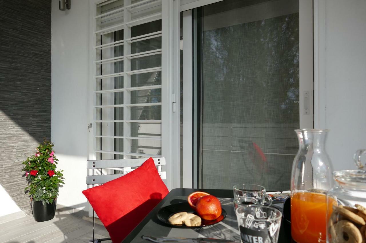 Sosta Rock Apartment Casal Palocco Exterior photo