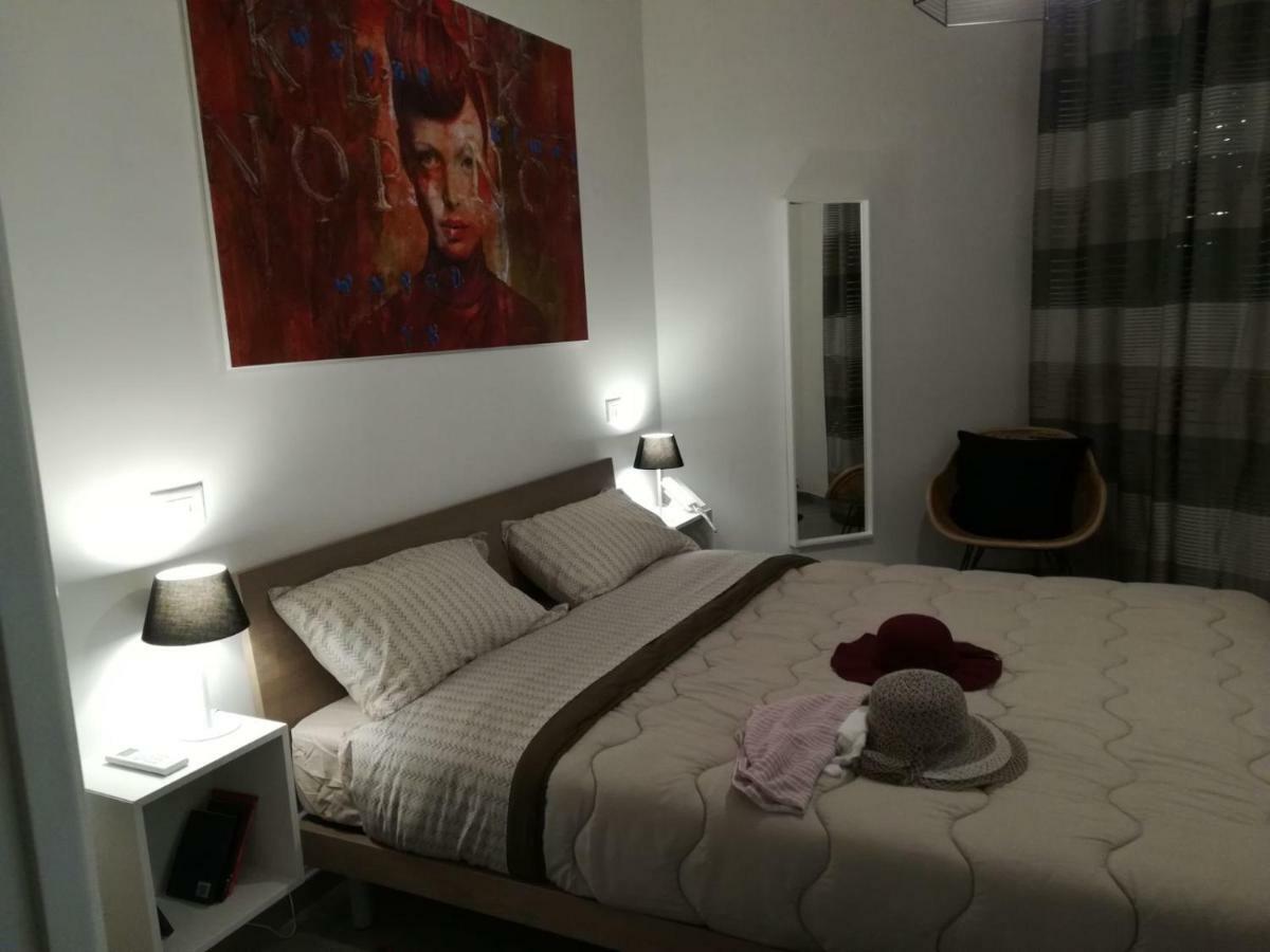 Sosta Rock Apartment Casal Palocco Exterior photo