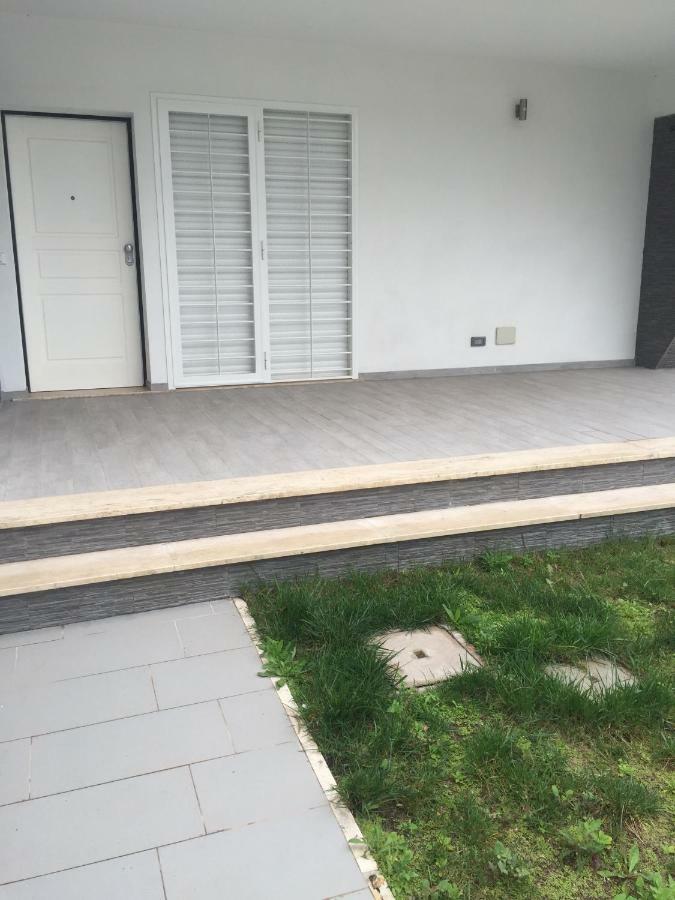 Sosta Rock Apartment Casal Palocco Exterior photo