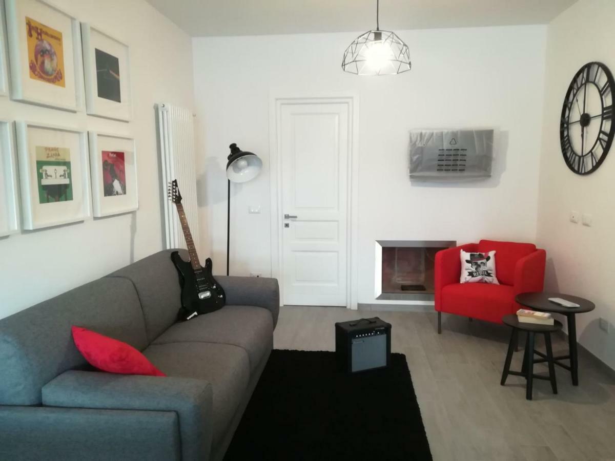 Sosta Rock Apartment Casal Palocco Exterior photo