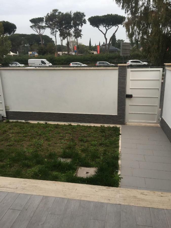 Sosta Rock Apartment Casal Palocco Exterior photo